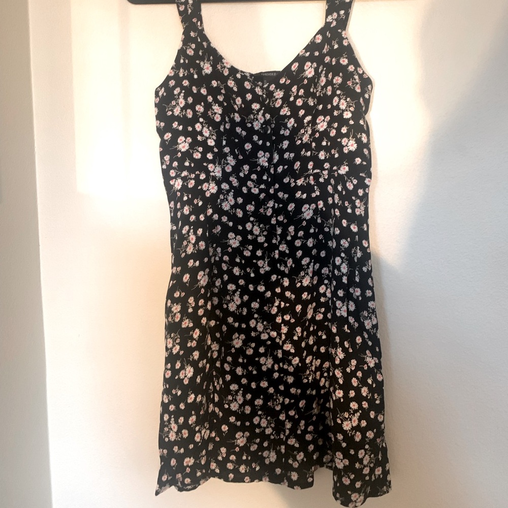 Forever 21 Floral Skater Dress size XS